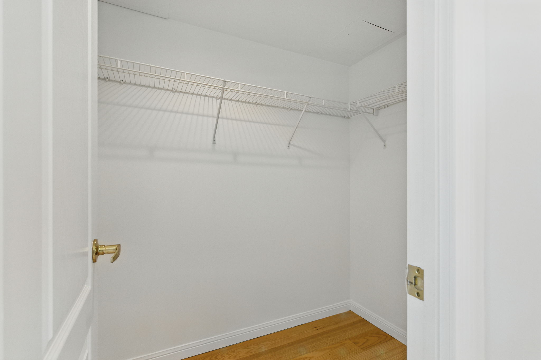 Toronto property showcase — delivered property photograph 17