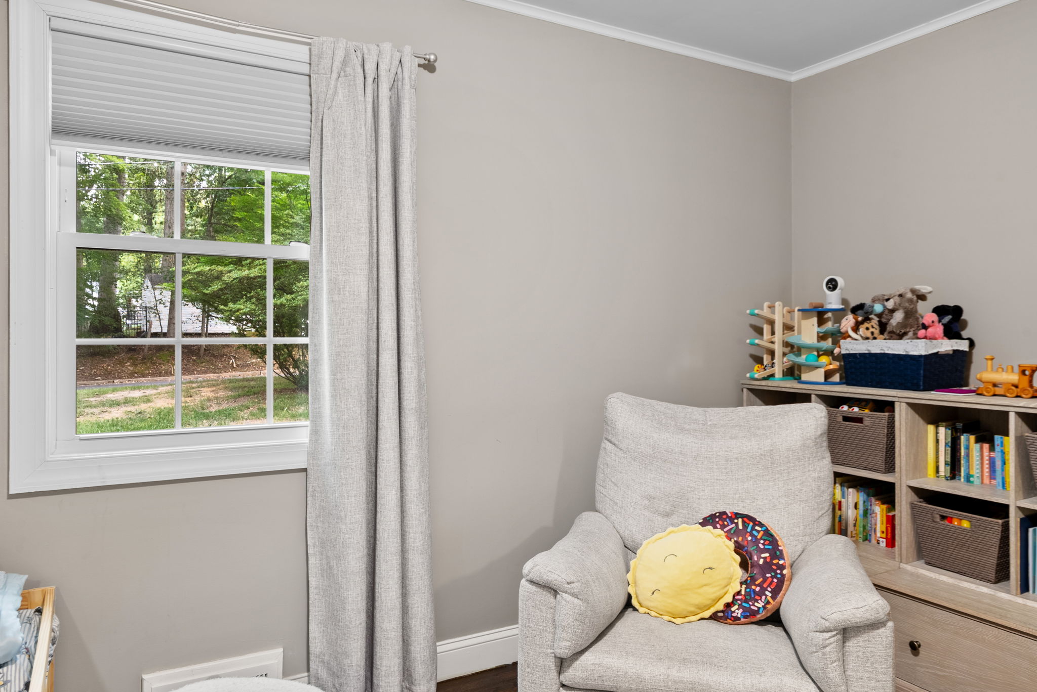 Photo 33