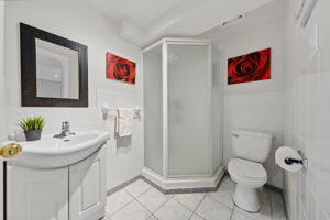  Photo 34