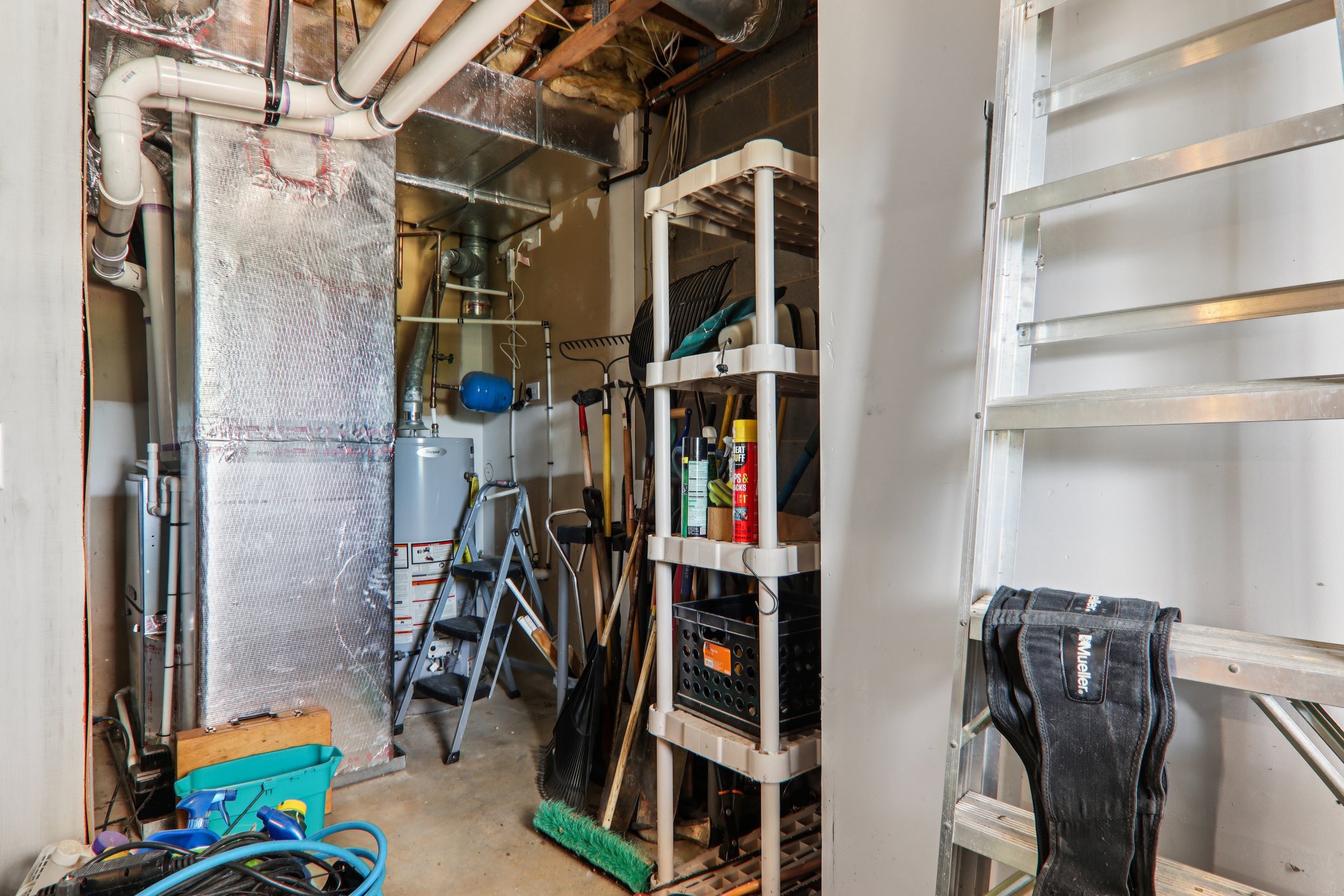 Thornapple Dr-S1508-057.jpg