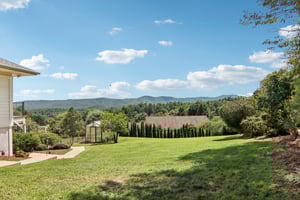 Thornapple Dr-S1508-074.jpg