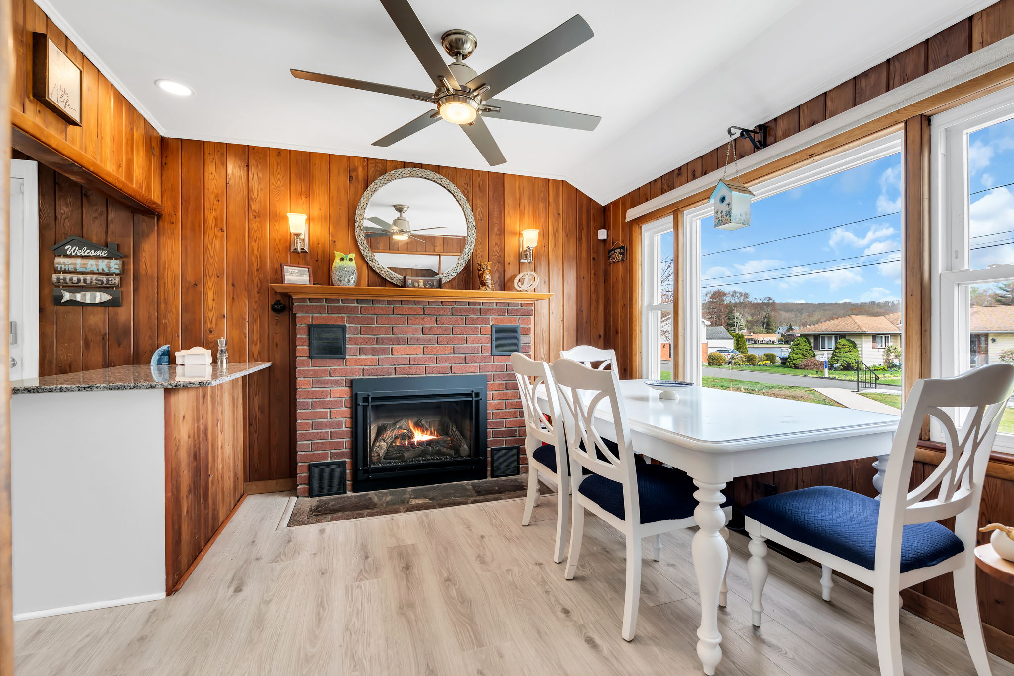 Kitchen and dining overlooking the lakefront
