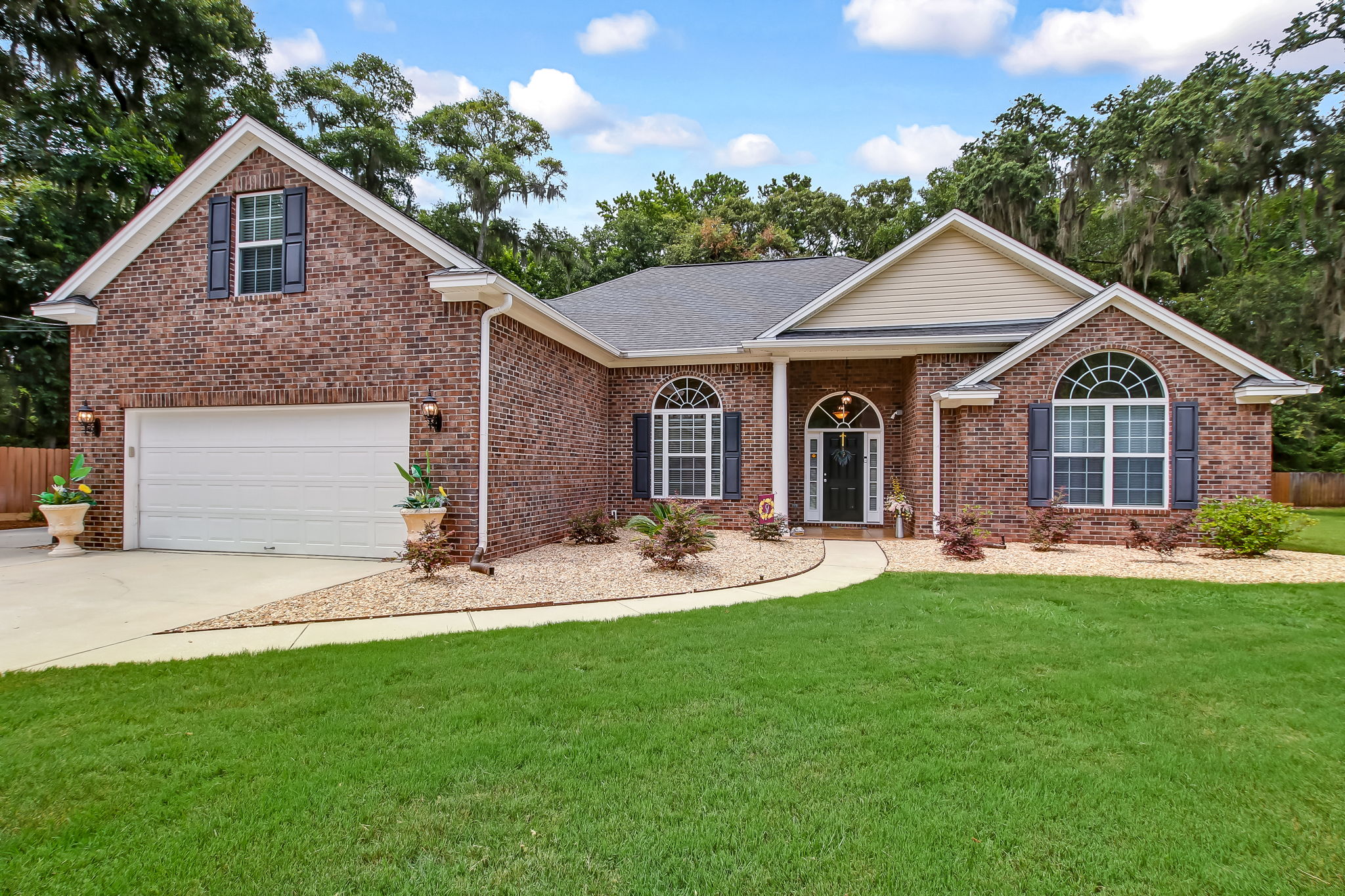 18 White Bluff Ave, Savannah, GA 31419 Southern Aspects Photography