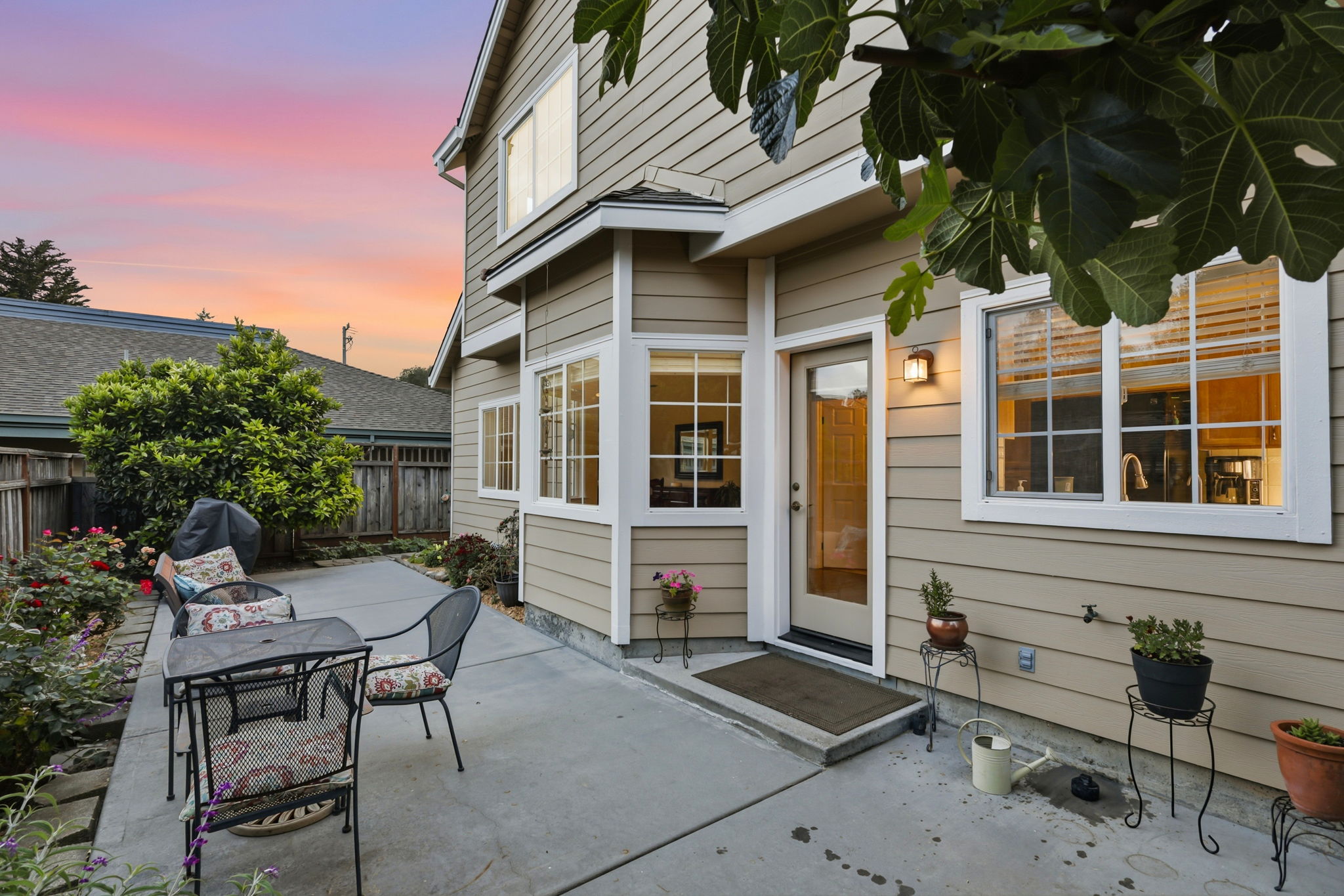 009_F8_TWILIGHT_18 Windward Pl