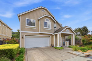 002_F8_18 Windward Pl