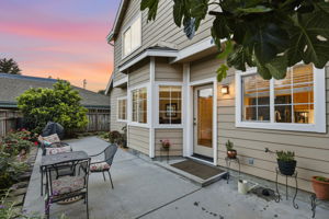009_F8_TWILIGHT_18 Windward Pl