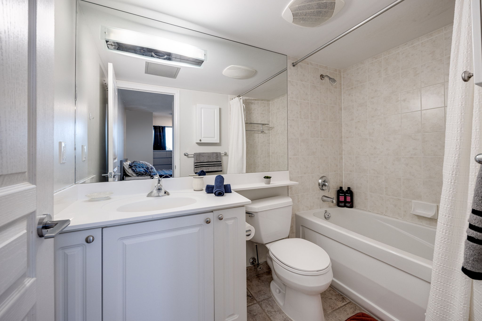 Toronto property showcase — delivered property photograph 10