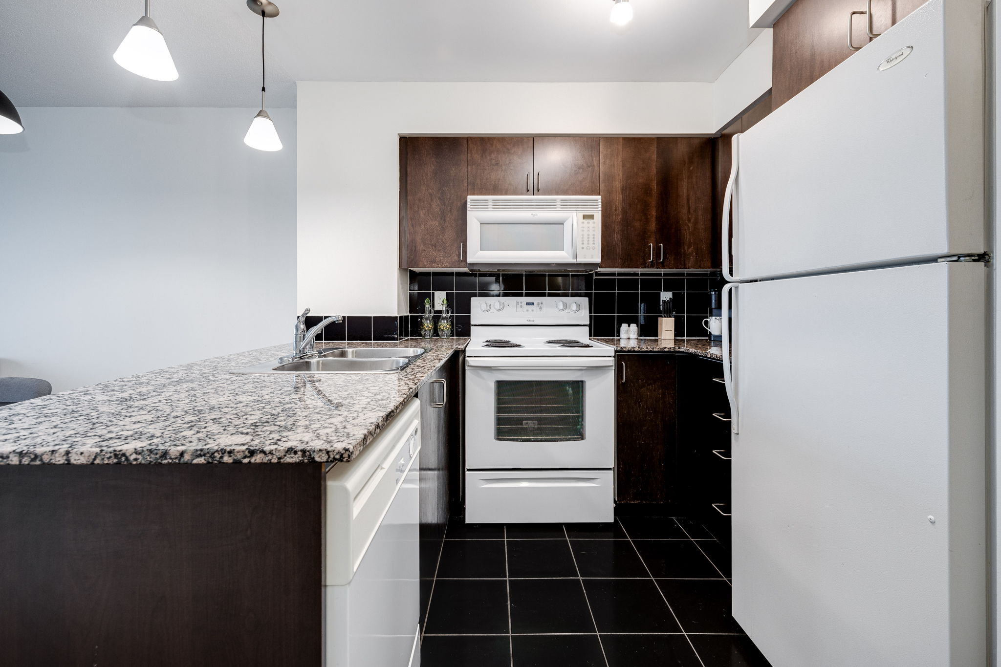Toronto property showcase — delivered property photograph 2