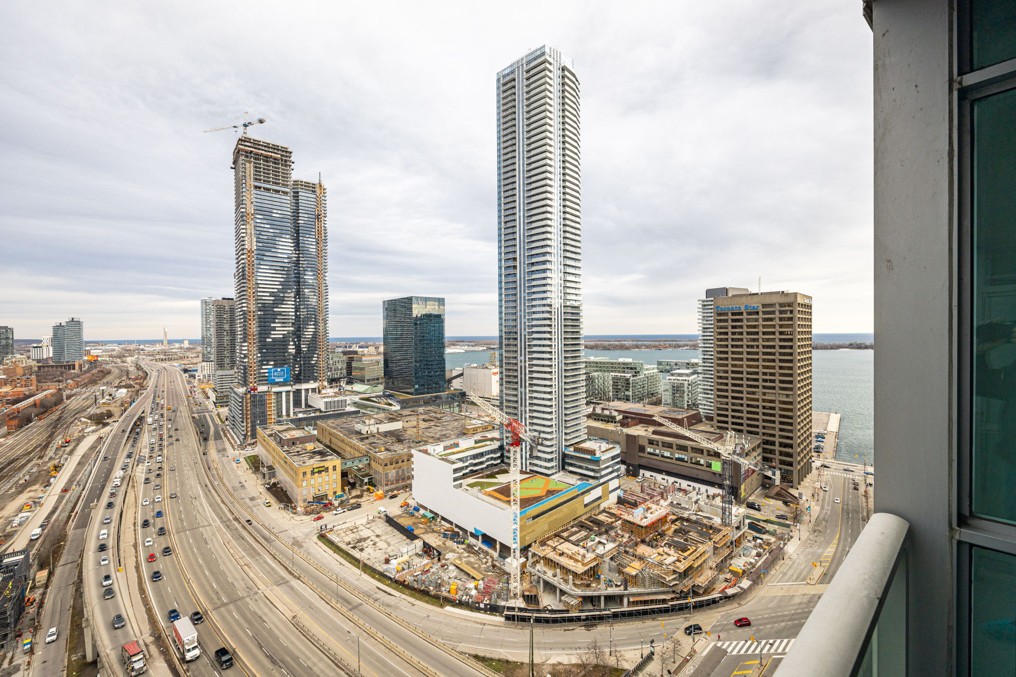 Toronto property showcase — delivered property photograph 28