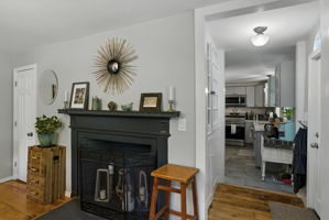  Photo 31