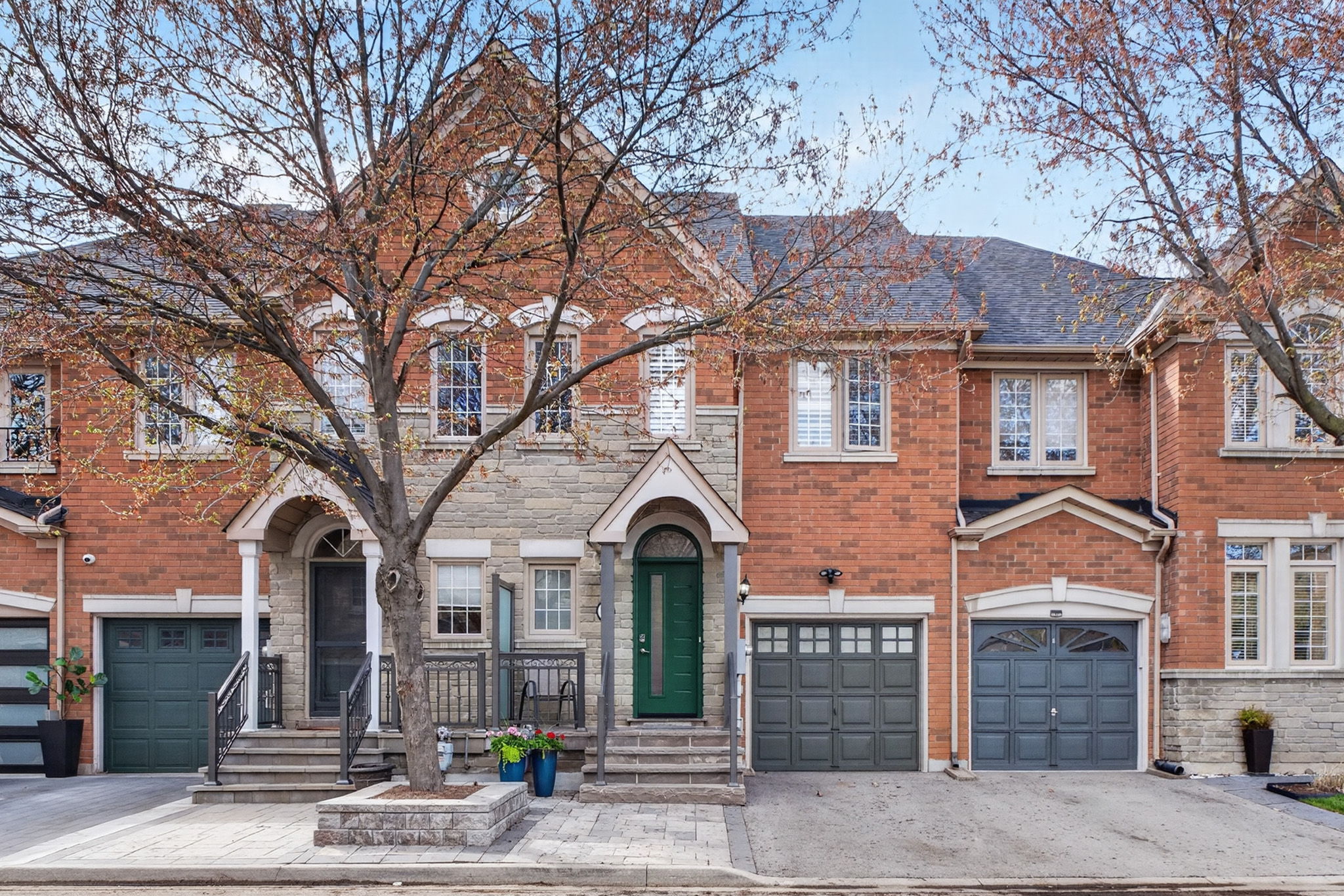 180 Blue Willow Dr, Woodbridge, ON L4L 9C9, Canada