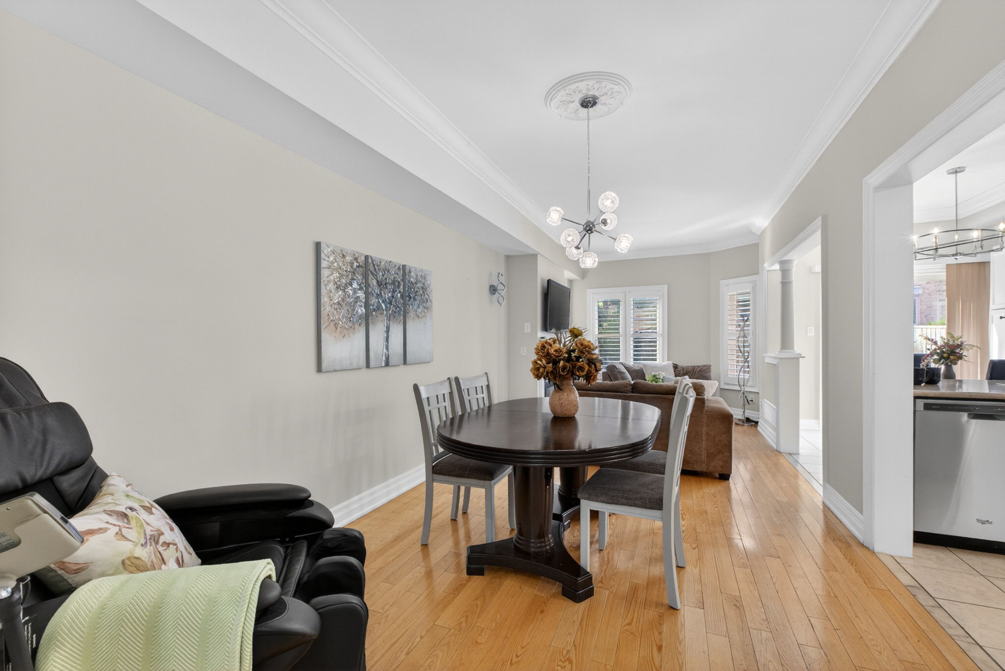 180 Blue Willow Dr, Woodbridge, ON L4L 9C9, Canada Photo 8