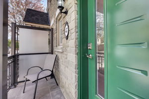 180 Blue Willow Dr, Woodbridge, ON L4L 9C9, Canada Photo 3