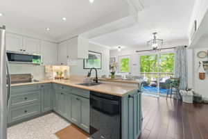  Photo 52