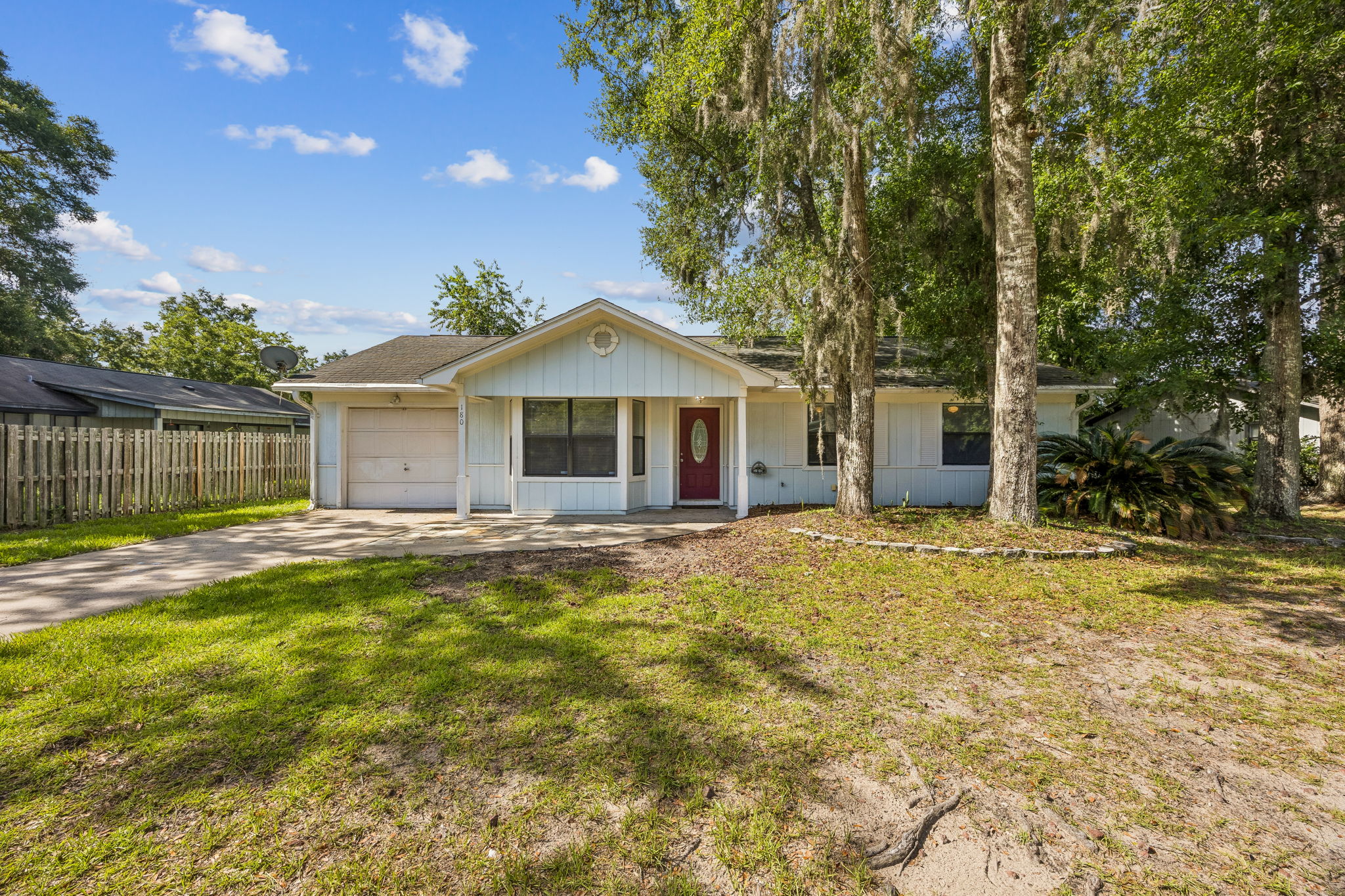 Welcome to 180 Dogwood Cir
