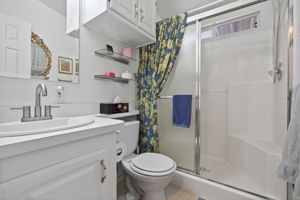  Photo 23
