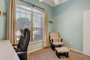 Bedroom/Office