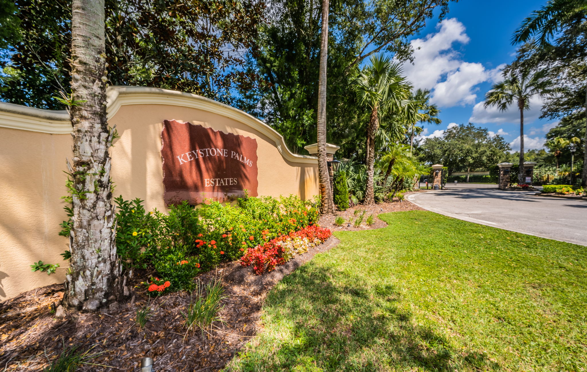 Keystone Palms Gated Entry1