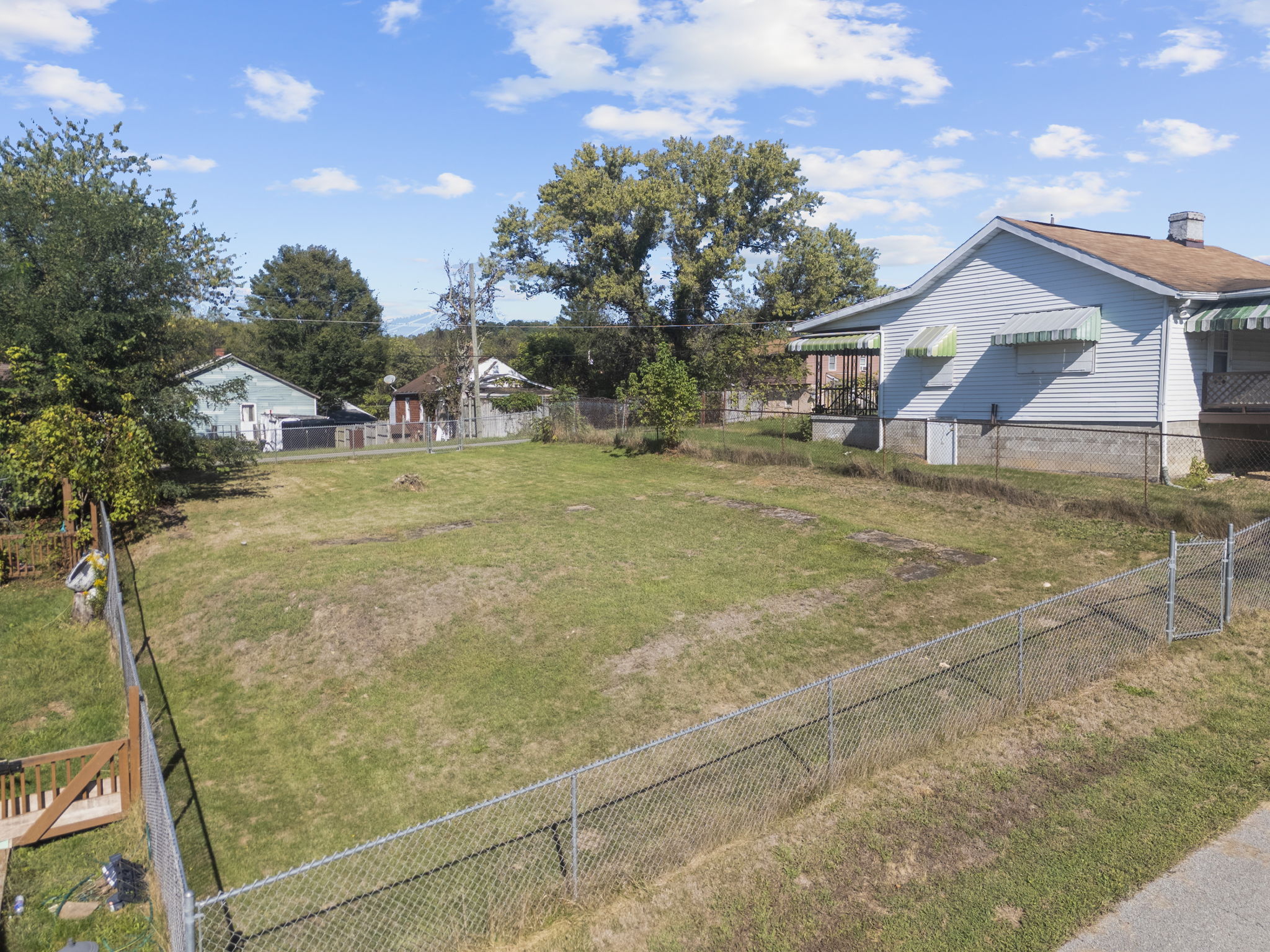 LOT 1-B (inside fence)