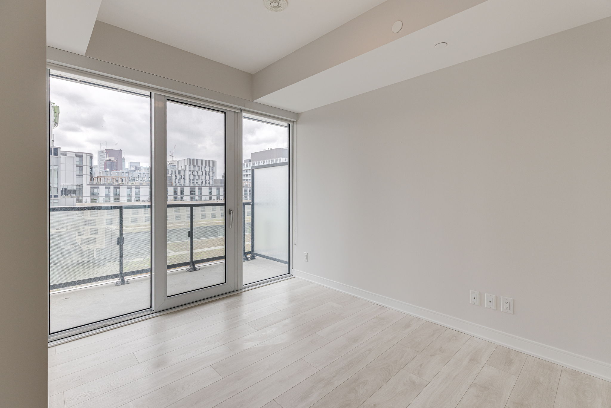 Toronto property showcase — delivered property photograph 12