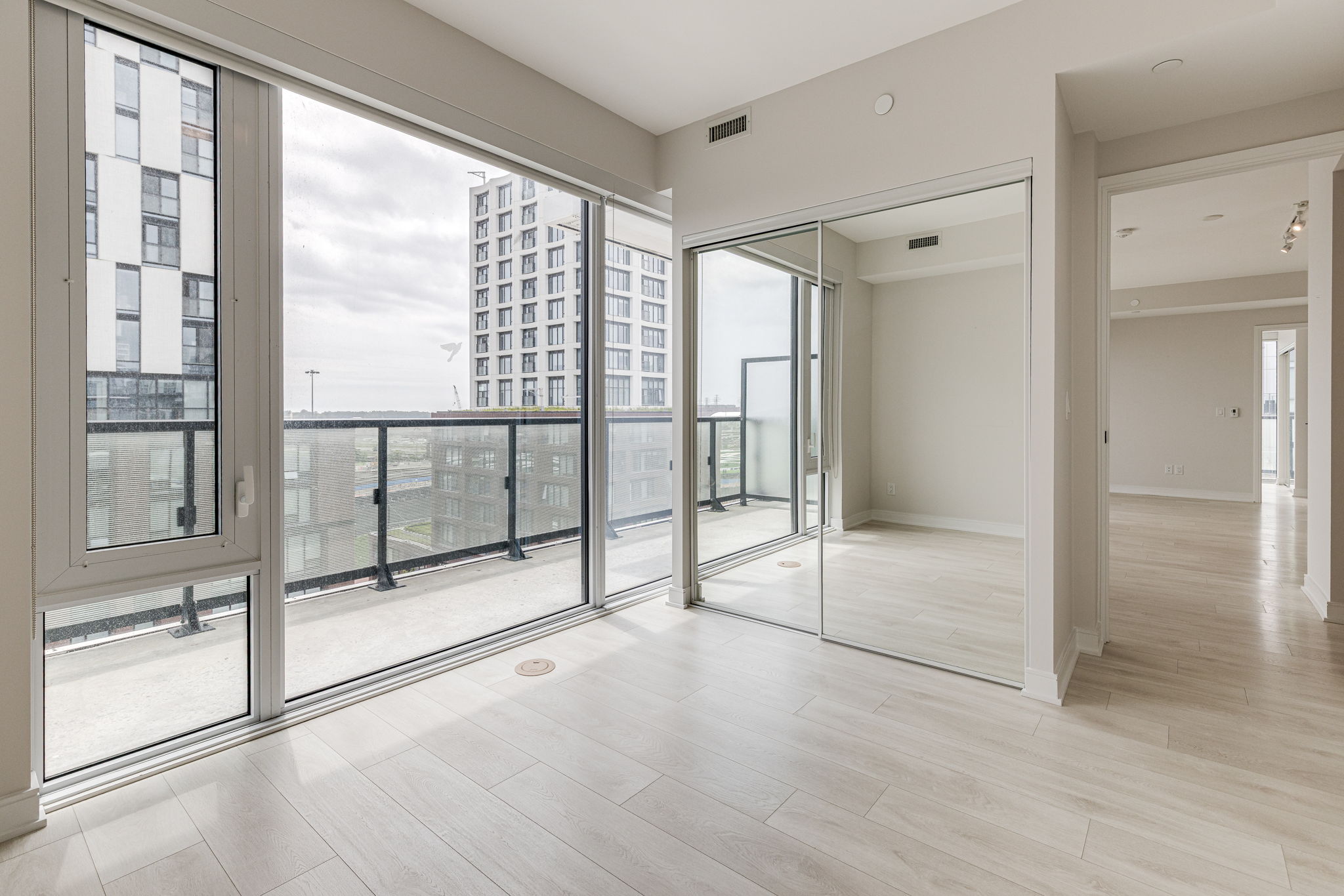 Toronto property showcase — delivered property photograph 17