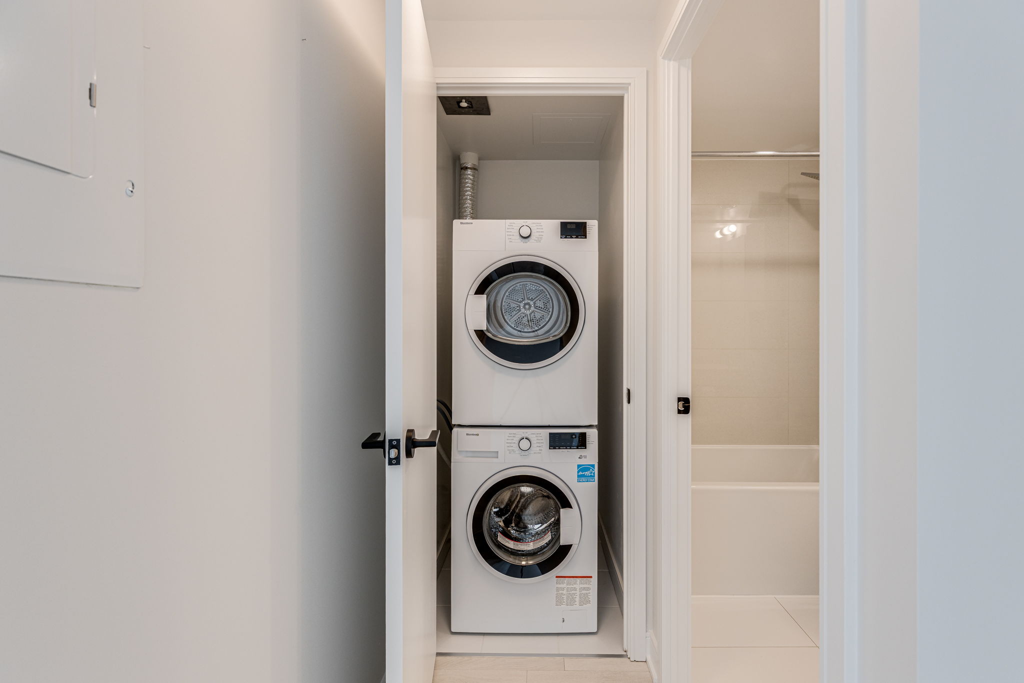 Toronto property showcase — delivered property photograph 20