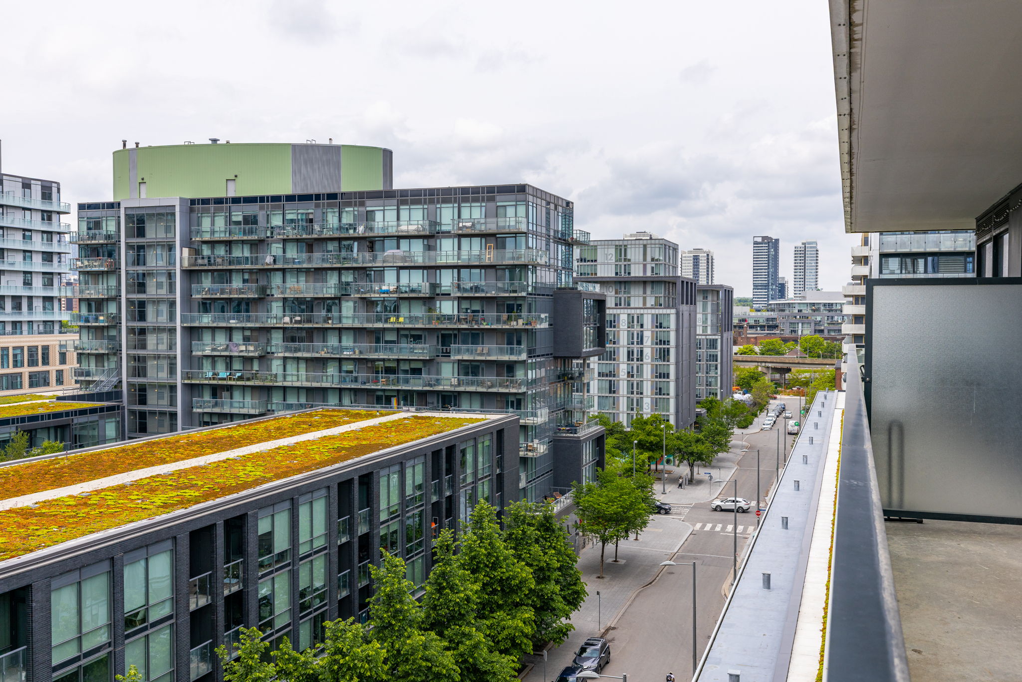 Toronto property showcase — delivered property photograph 29