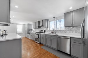 180 Peach St, Braintree, MA 02184, USA Photo 12
