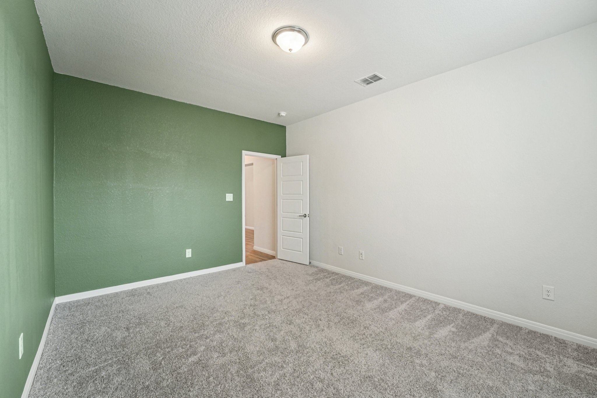 Pecos St-S1202-029.jpg