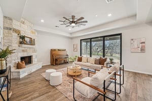Pecos St-S1202-010.jpg