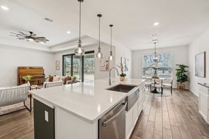 Pecos St-S1202-017.jpg