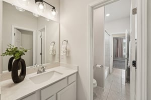 Pecos St-S1202-023.jpg