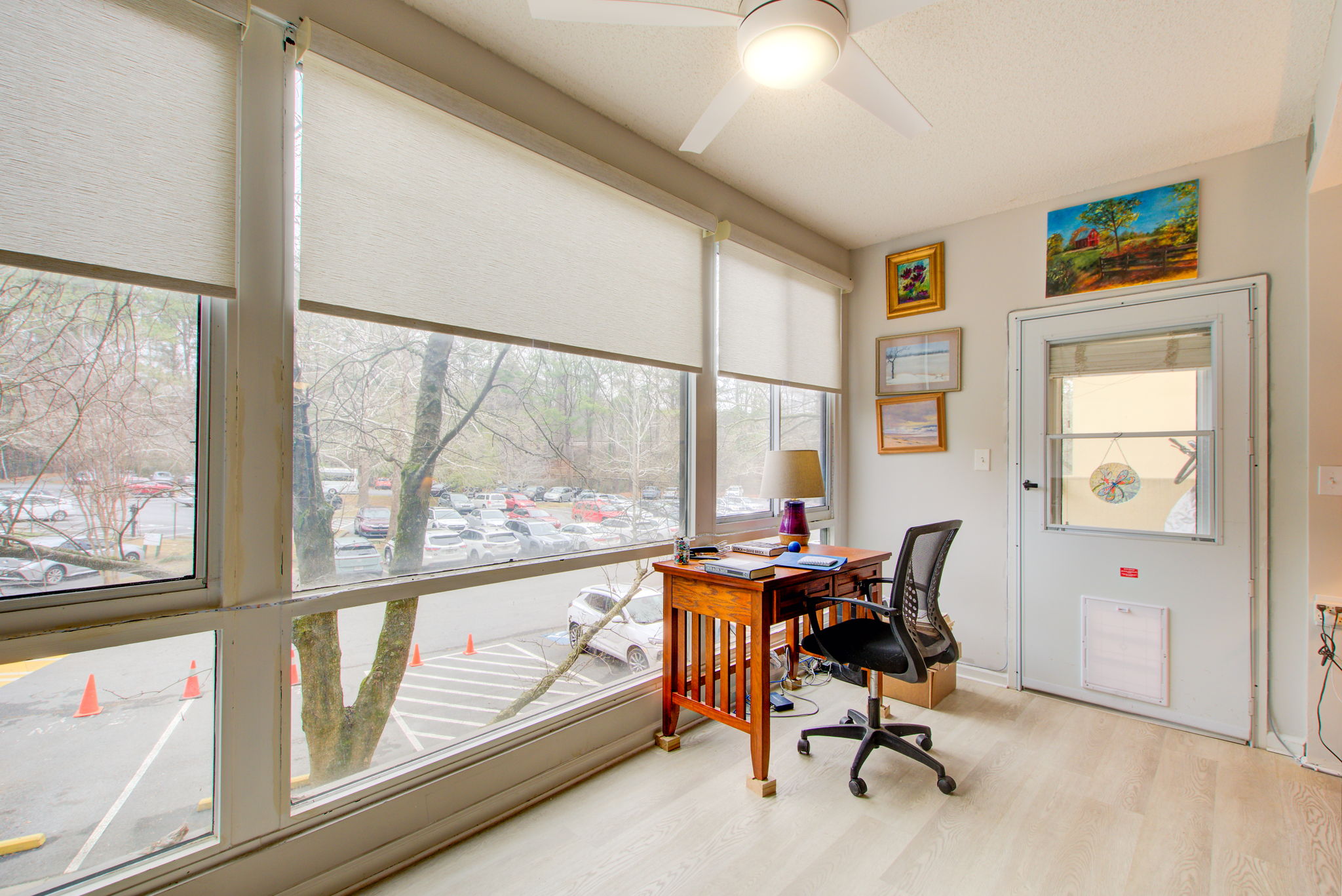 8 Sunroom B w Balcony Walk out