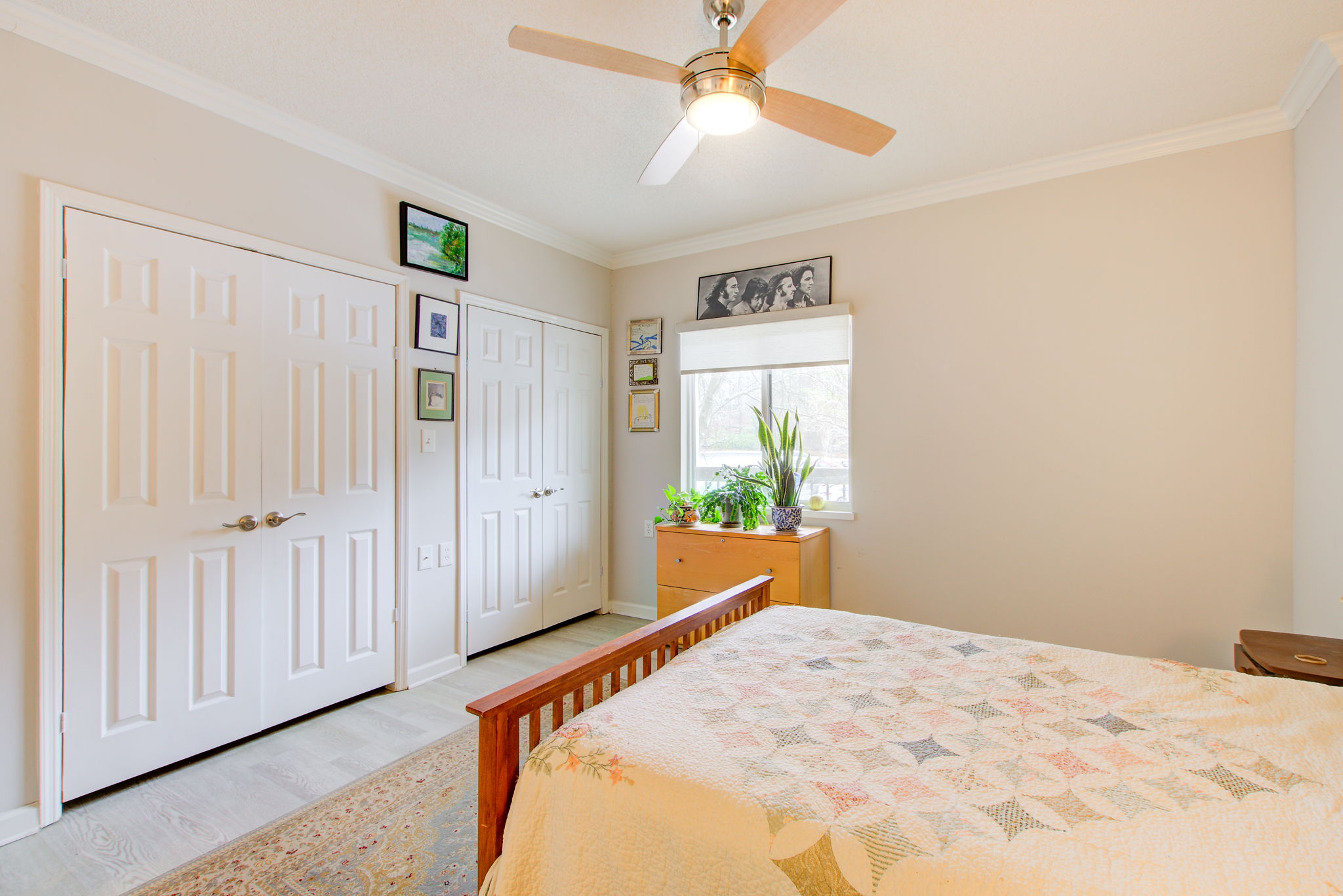 15 Main BR B w Dual Closets