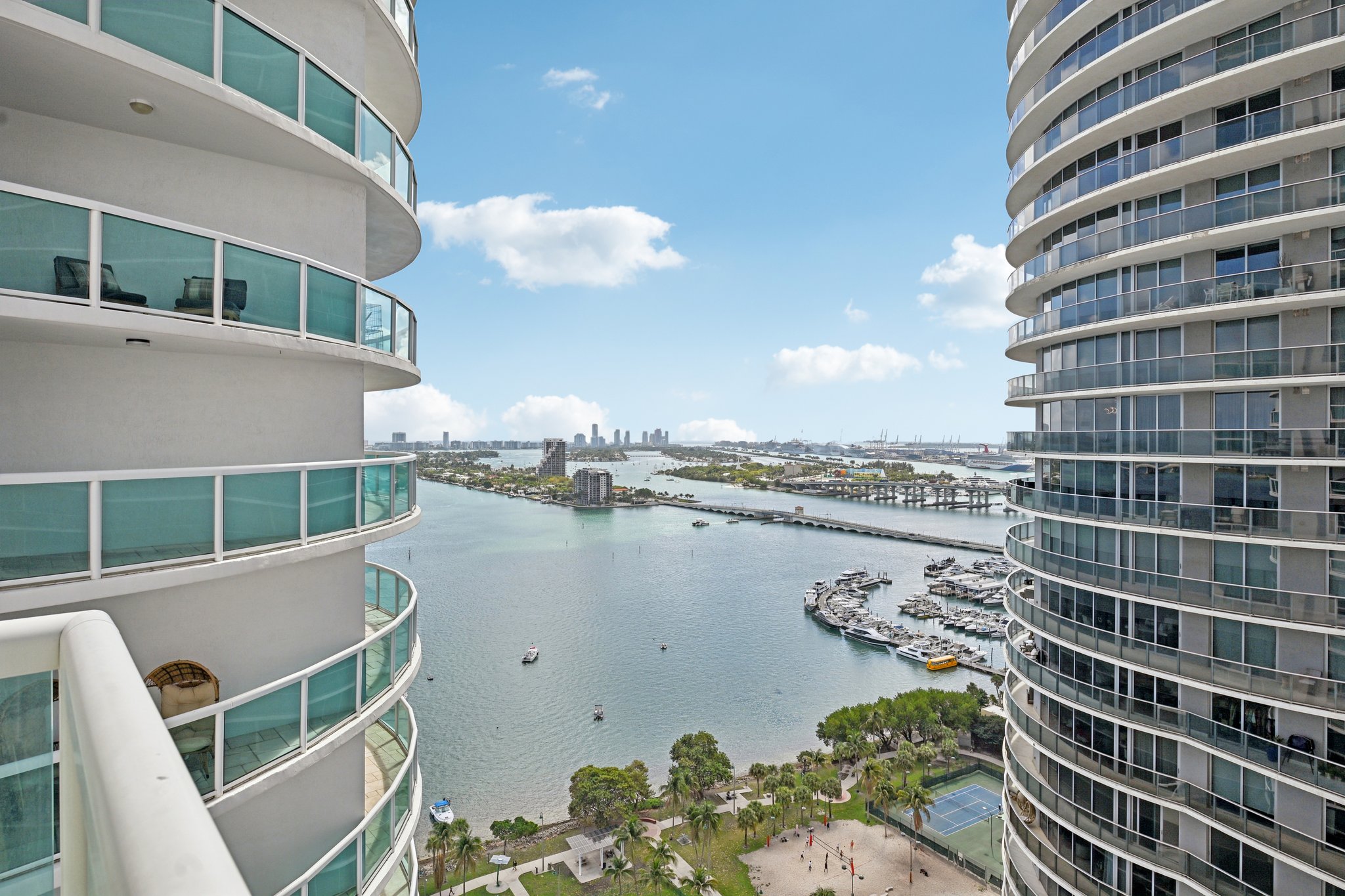 N Bayshore Dr 2811-S1003-028.jpg