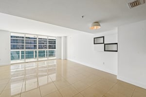 N Bayshore Dr 2811-S1003-001.jpg