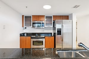 N Bayshore Dr 2811-S1003-009.jpg
