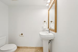 N Bayshore Dr 2811-S1003-015.jpg