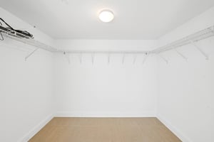 N Bayshore Dr 2811-S1003-021.jpg