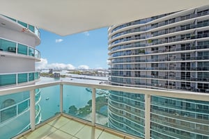 N Bayshore Dr 2811-S1003-026.jpg