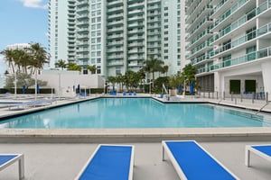 N Bayshore Dr 2811-1003-904.jpg