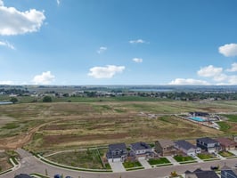 Vantage Pkwy-2805-048.jpg
