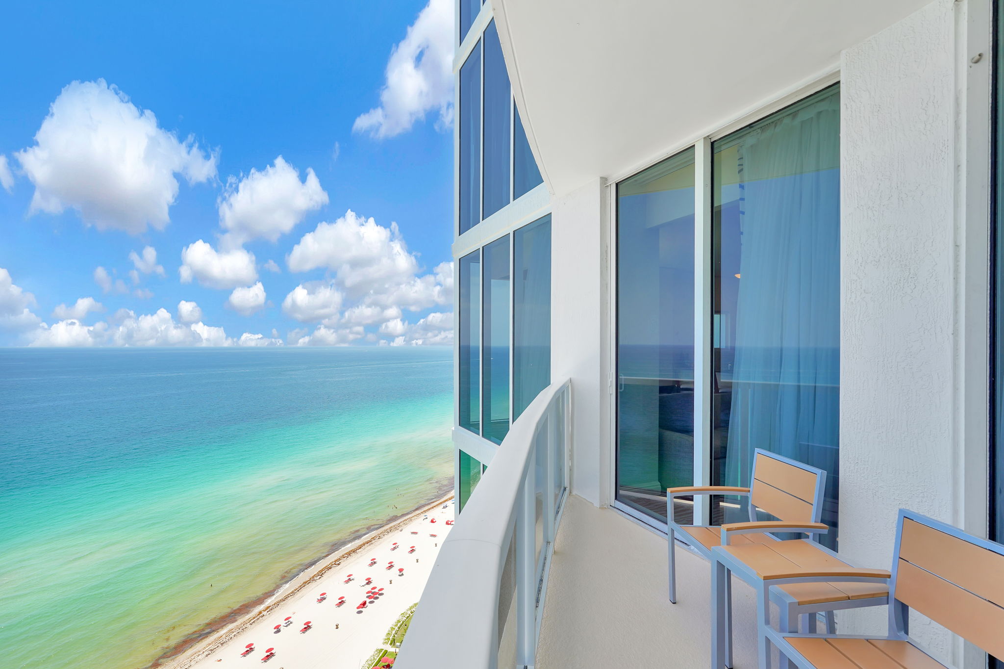 18001 Collins Ave #2609, Sunny Isles Beach, FL 33160, USA Photo 19