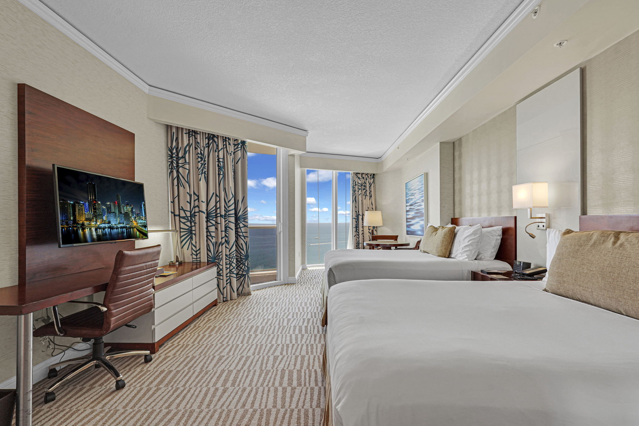 18001 Collins Ave #2609, Sunny Isles Beach, FL 33160, USA Photo 34