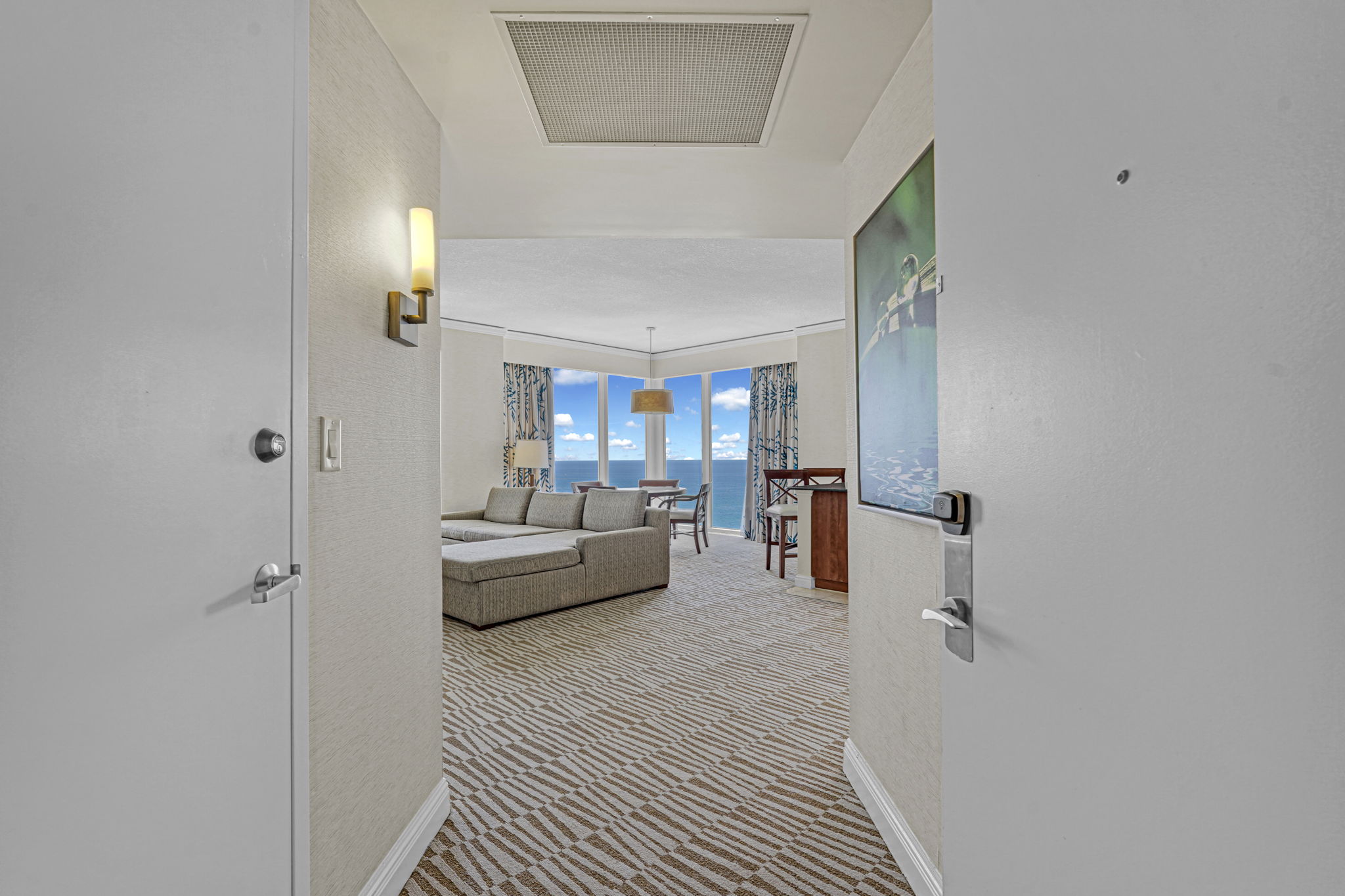 18001 Collins Ave #2609, Sunny Isles Beach, FL 33160, USA Photo 38