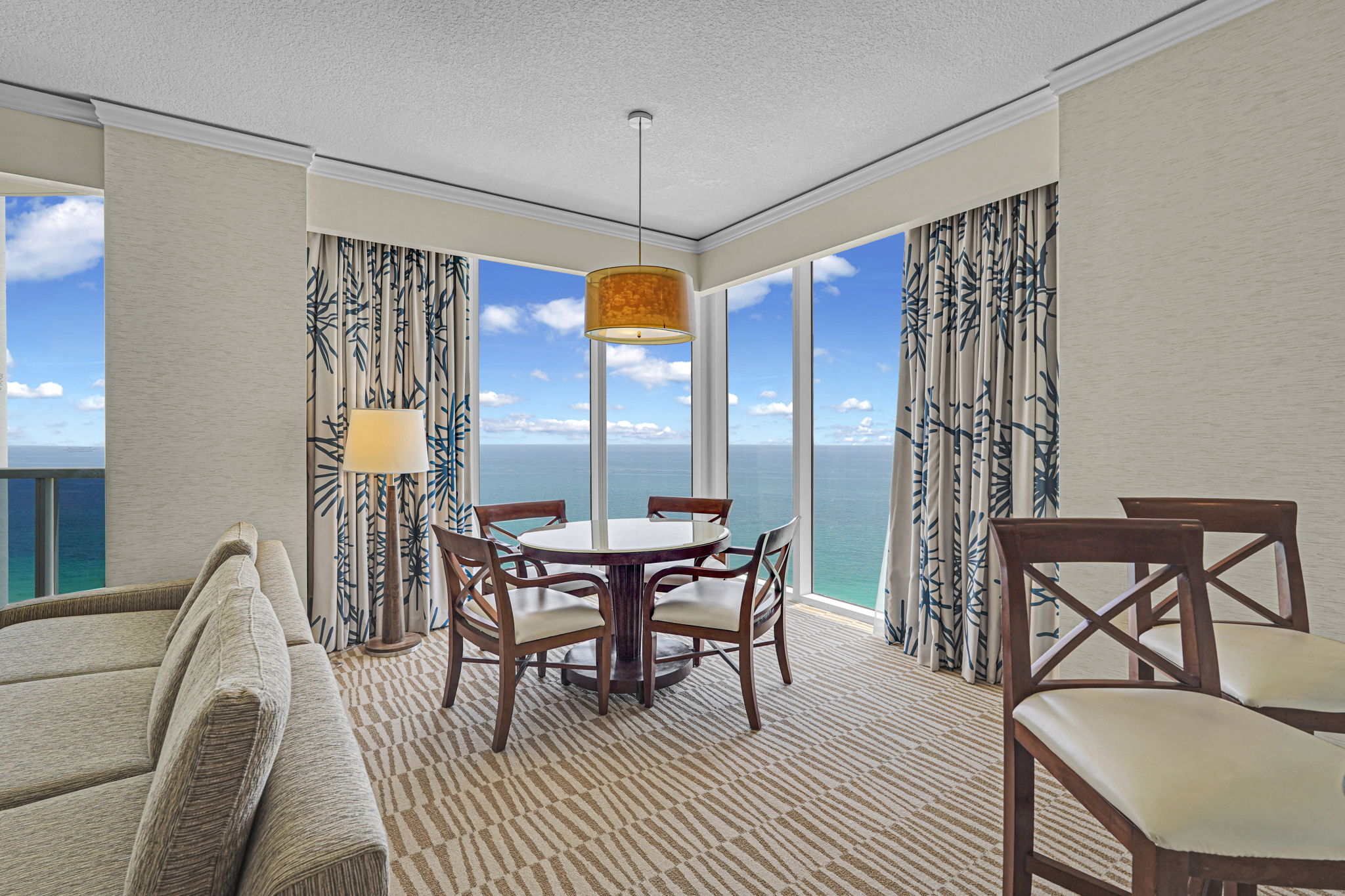 18001 Collins Ave #2609, Sunny Isles Beach, FL 33160, USA Photo 40
