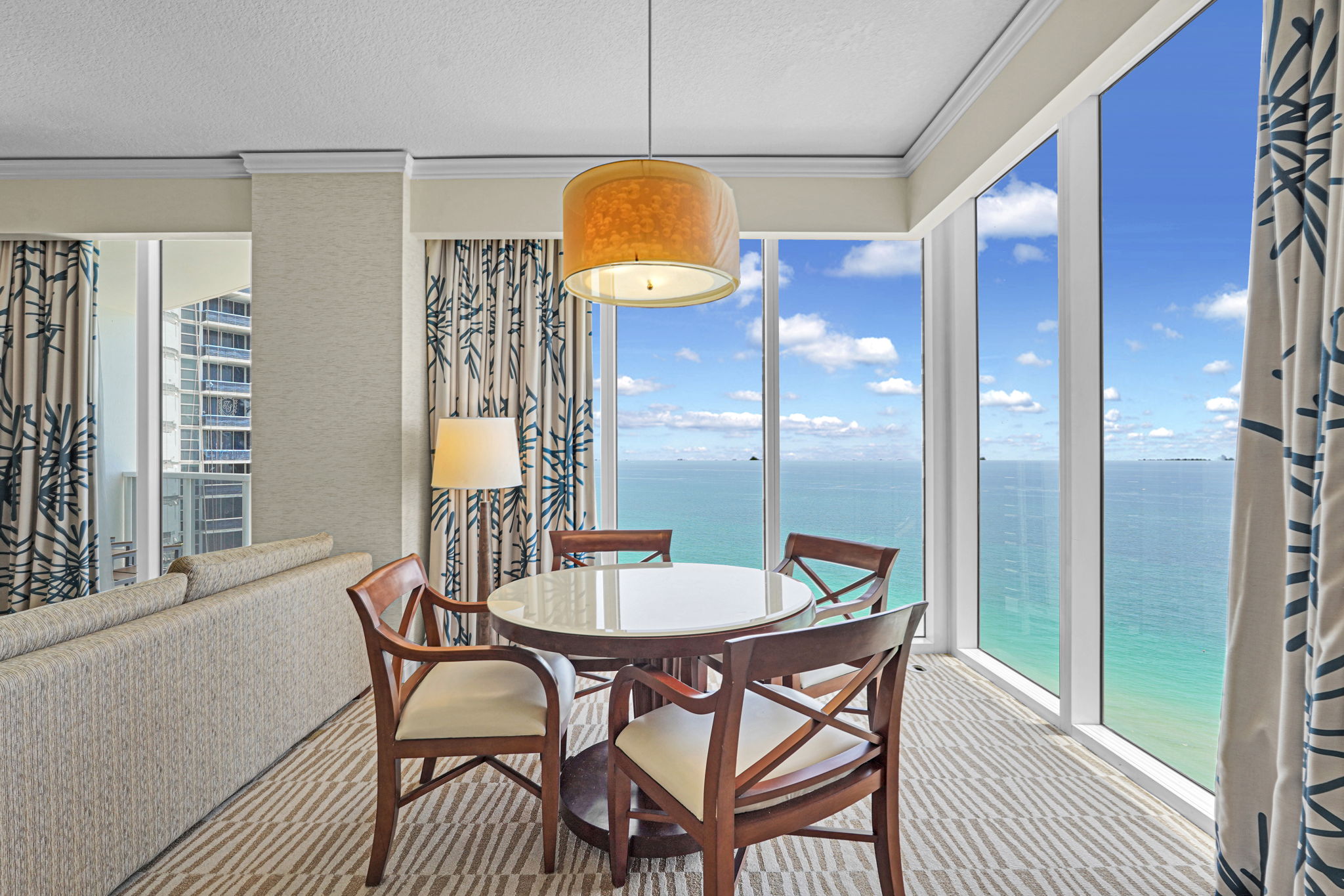 18001 Collins Ave #2609, Sunny Isles Beach, FL 33160, USA Photo 48