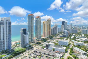 18001 Collins Ave #2609, Sunny Isles Beach, FL 33160, USA Photo 2