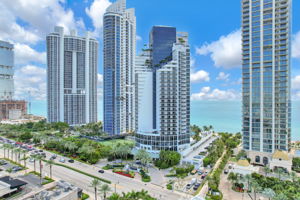 18001 Collins Ave #2609, Sunny Isles Beach, FL 33160, USA Photo 5