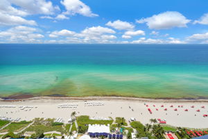 18001 Collins Ave #2609, Sunny Isles Beach, FL 33160, USA Photo 19